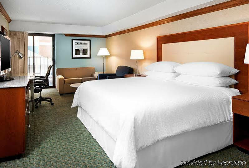 סנדסטון Four Points By Sheraton Richmond Airport מראה חיצוני תמונה